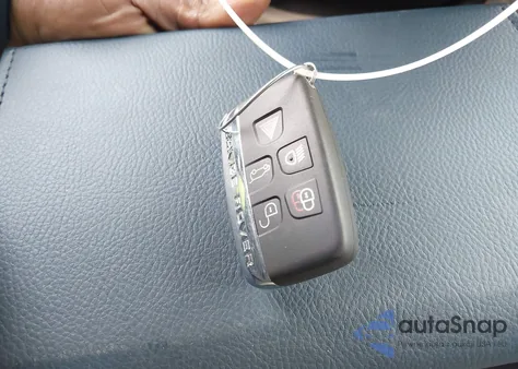 2018 Land Rover Range Rover Velar P250 S z USA, uszkodzony, nr VIN SALYB2RX8JA709160